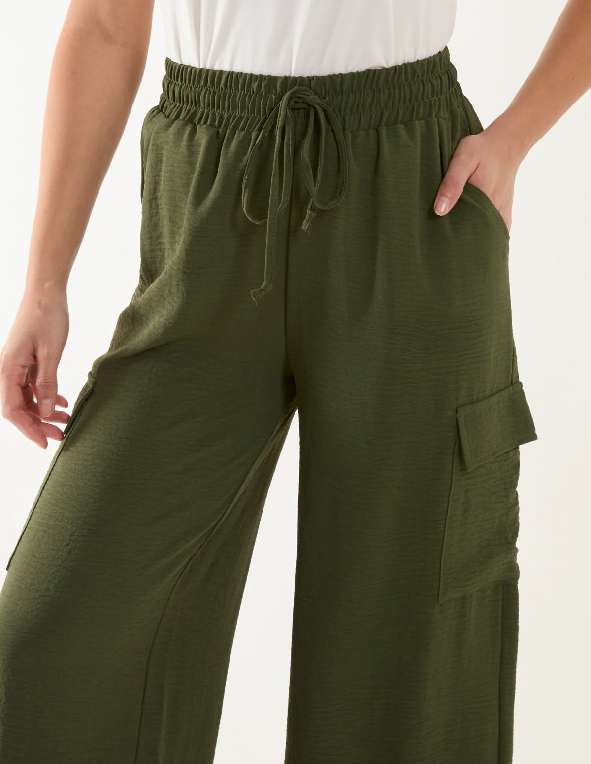 "Women's Olive Green Cargo Wide-Leg Pants – Street Style Ready"