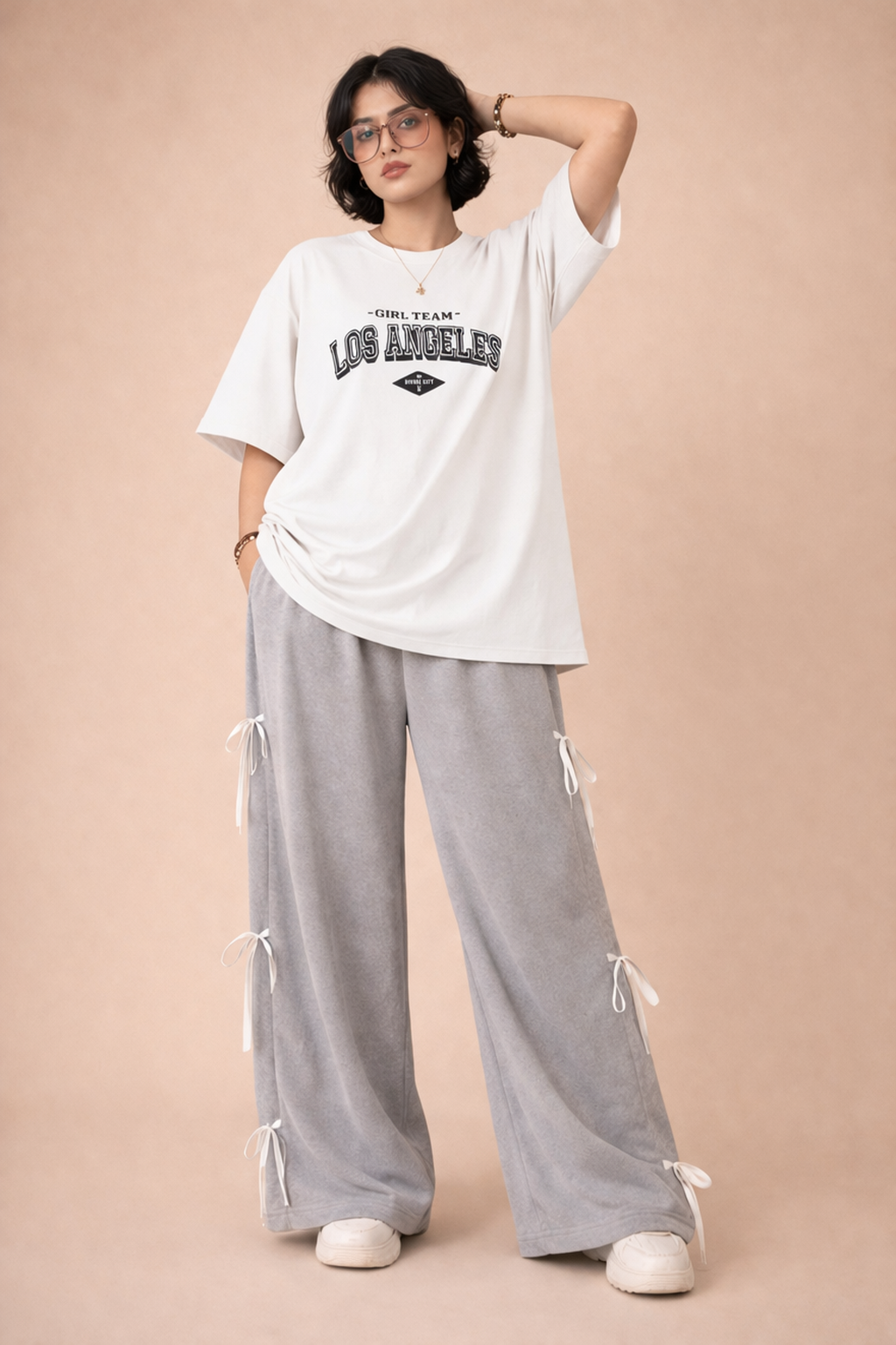 The Ultimate Comfy Streetwear Look - Baggy Shirt & Grey Ribbon Trousers