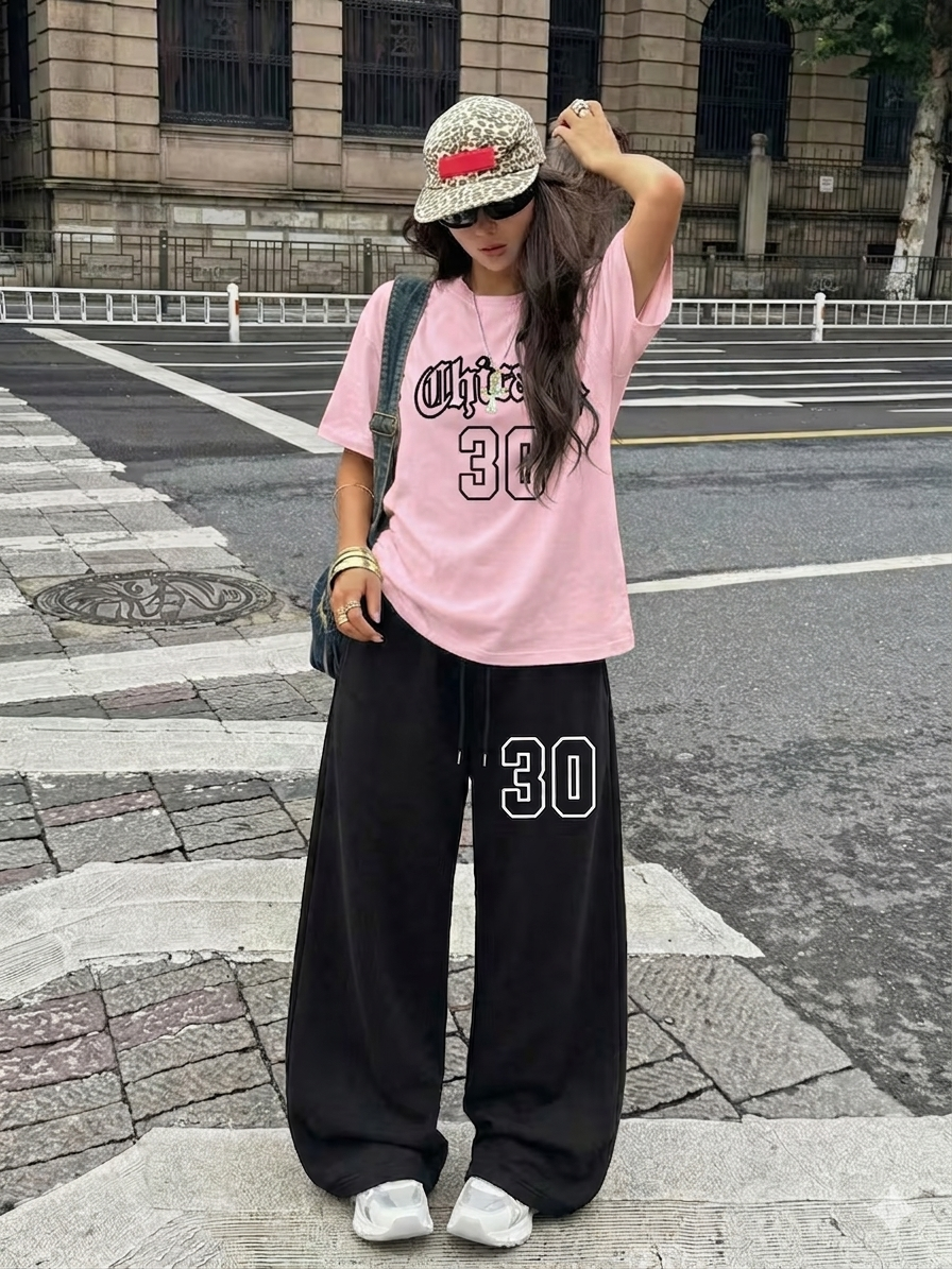 Chicago 30' Graphic Oversized Tee & Wide-Leg Trouser Set