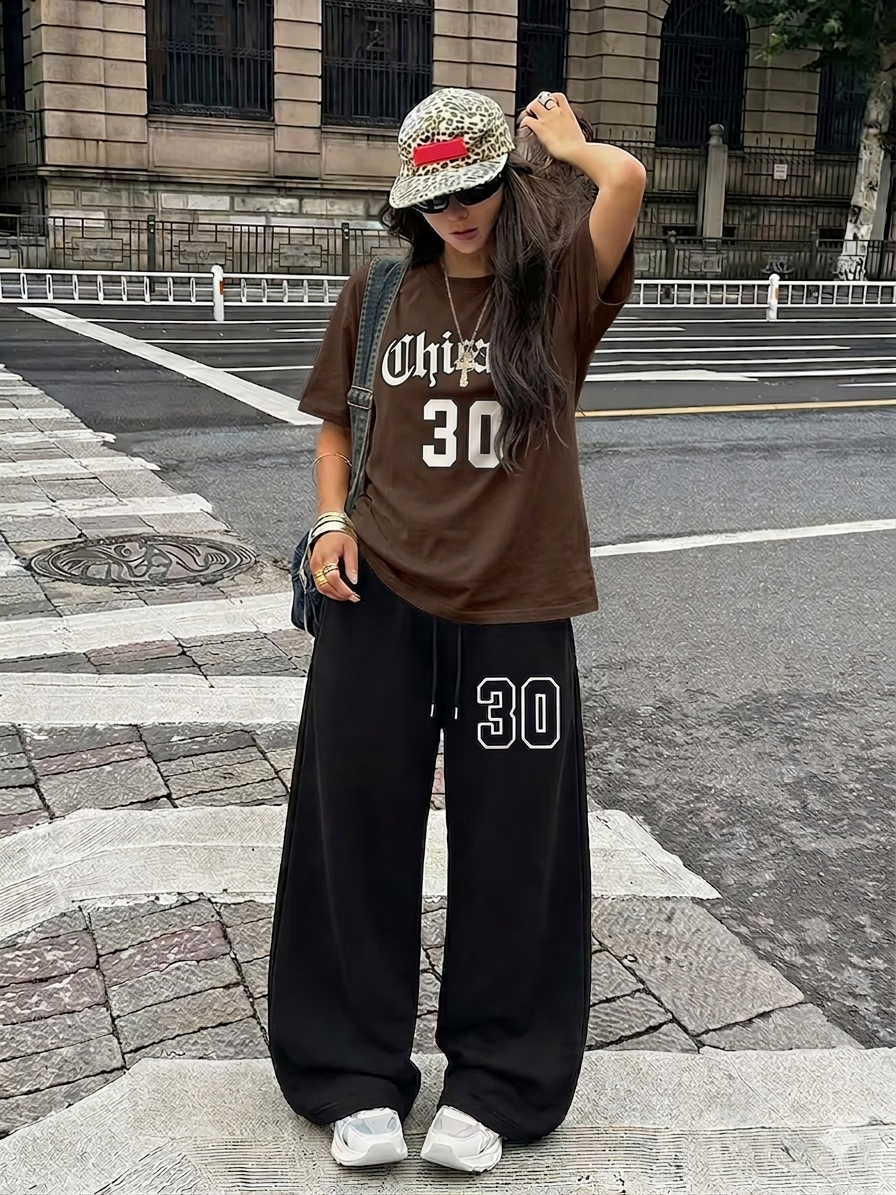 Chicago 30' Graphic Oversized Tee & Wide-Leg Trouser Set