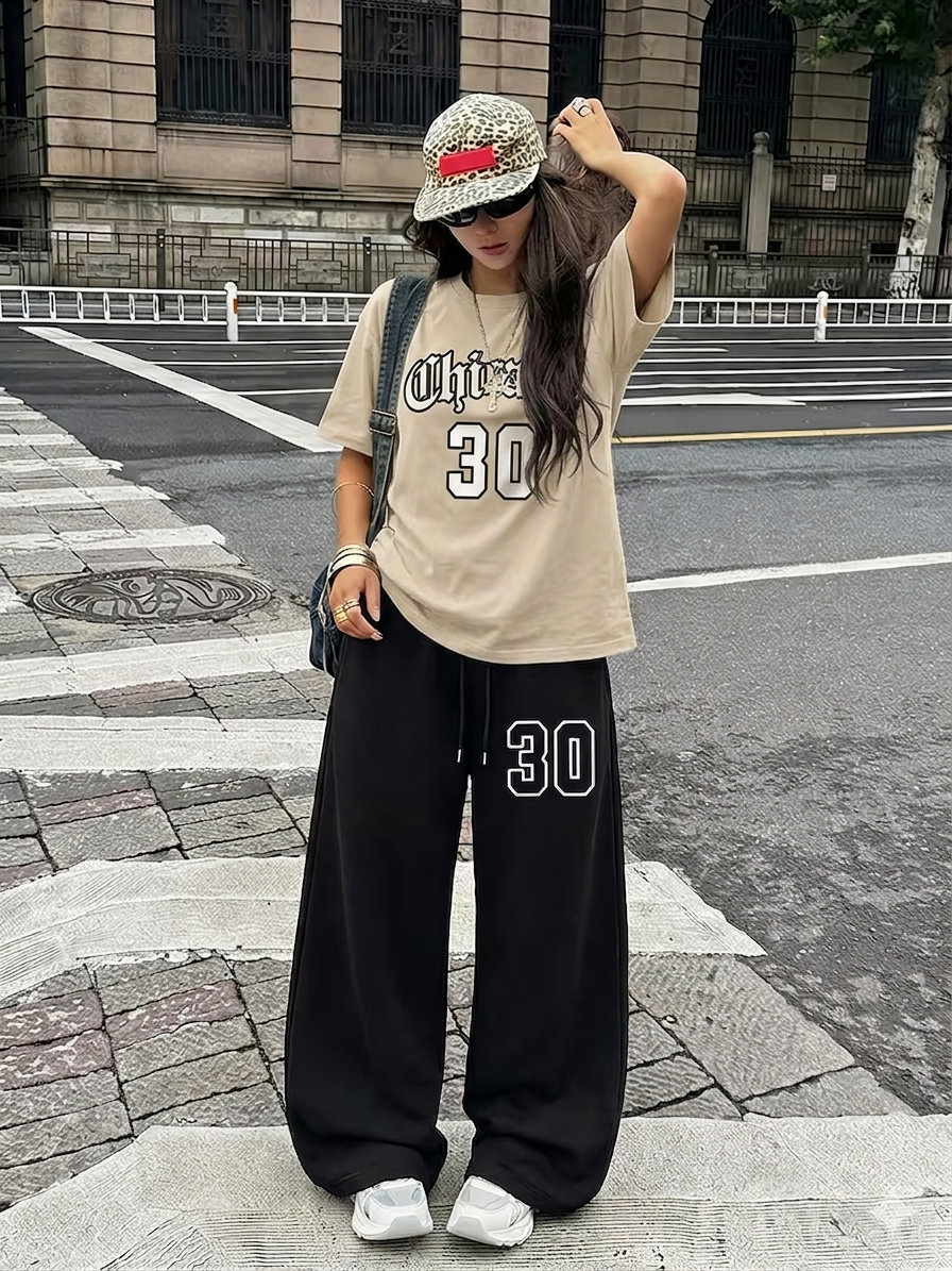 Chicago 30' Graphic Oversized Tee & Wide-Leg Trouser Set