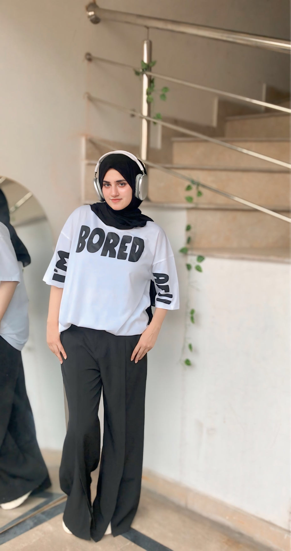 "I'm Bored" Oversized Tee – White Streetwear Vibes