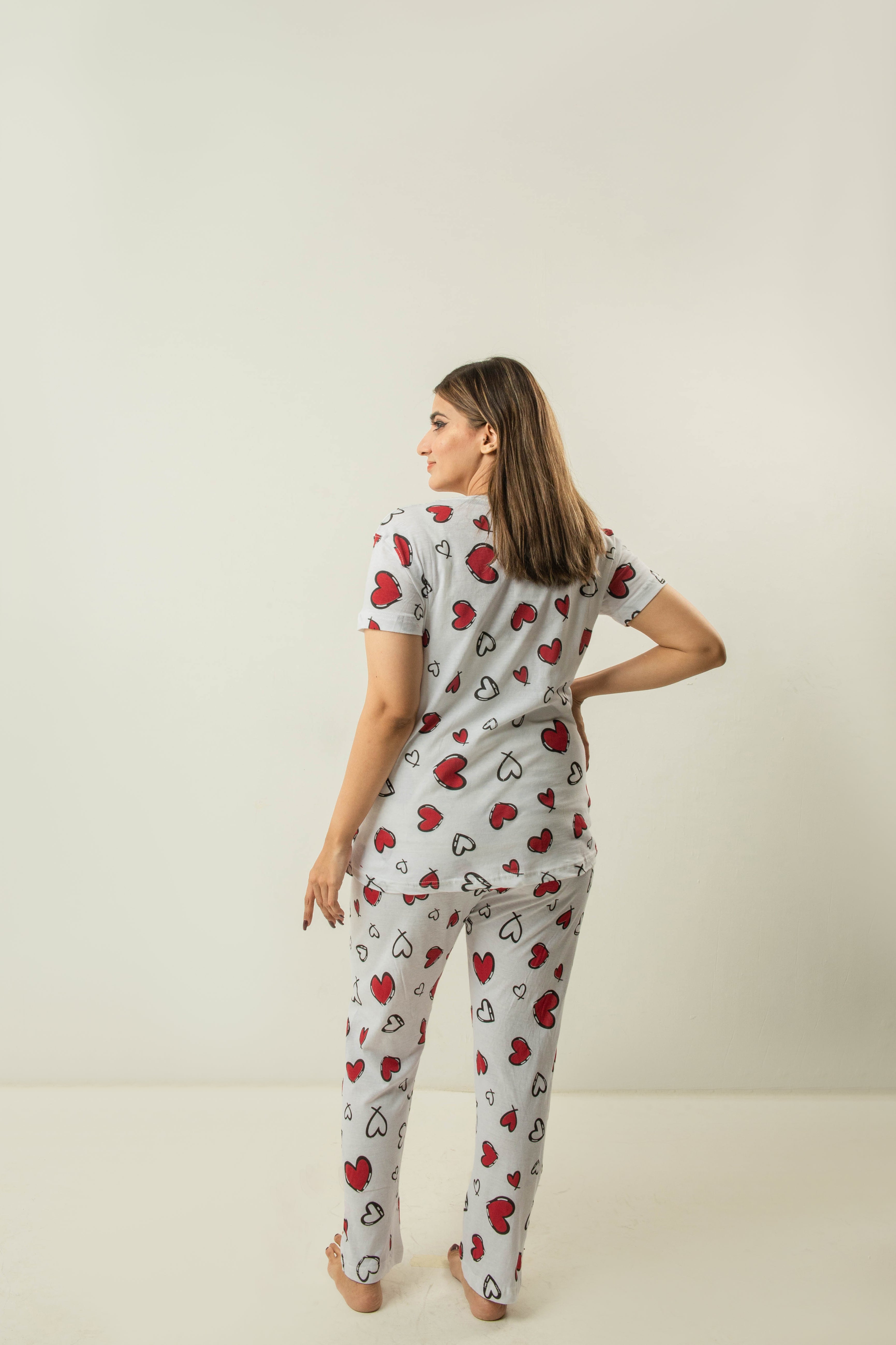 Womens Heart All Over' Comfy Nghtsuit & Sleepwear