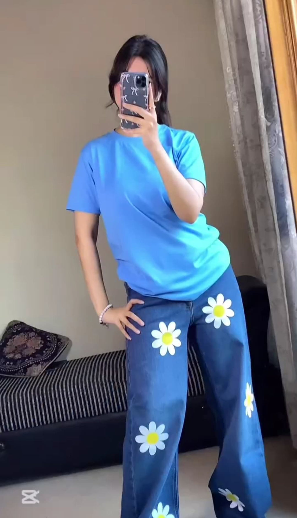 Women’s Trendy Flower-Printed Jeans