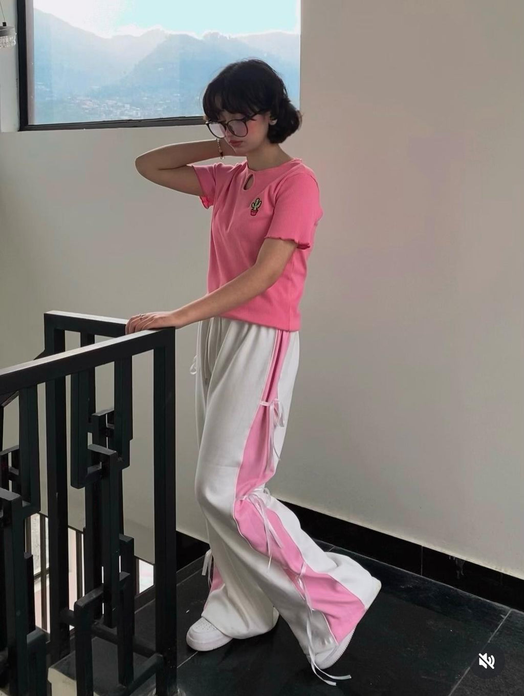 Candy Pink & White – The Sweetest Casual Outfit