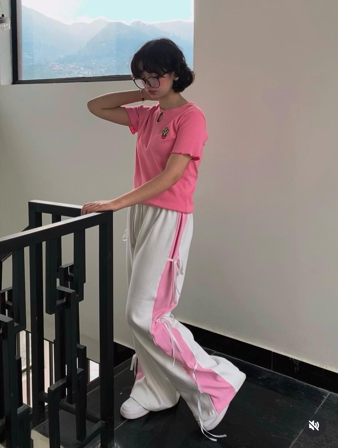 Candy Pink & White – The Sweetest Casual Outfit