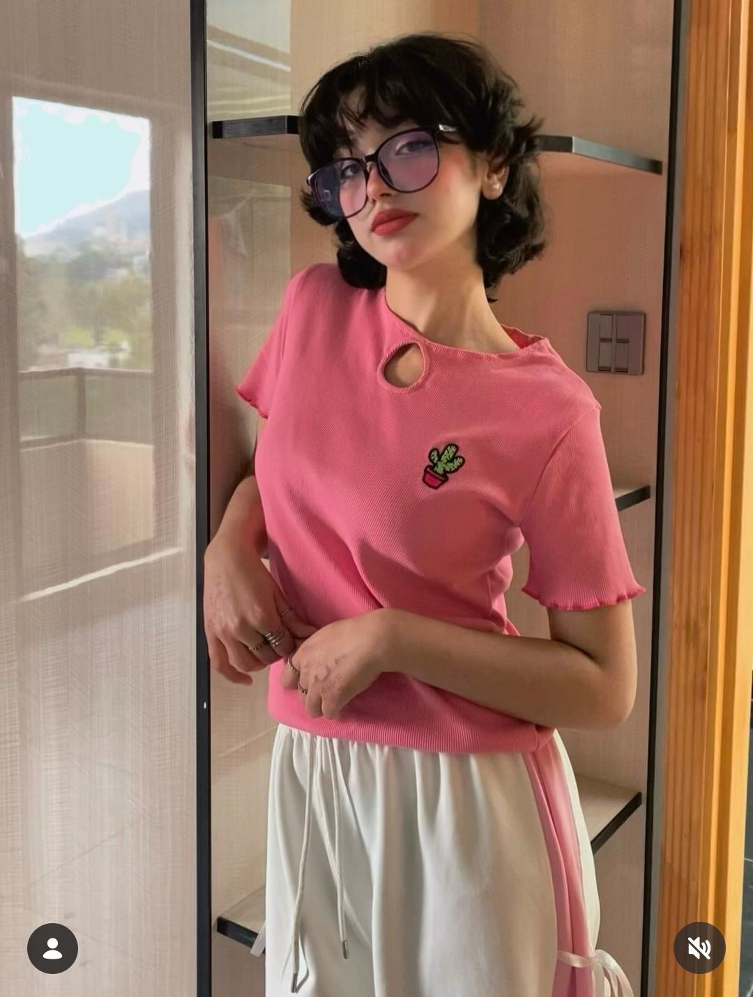 Candy Pink & White – The Sweetest Casual Outfit