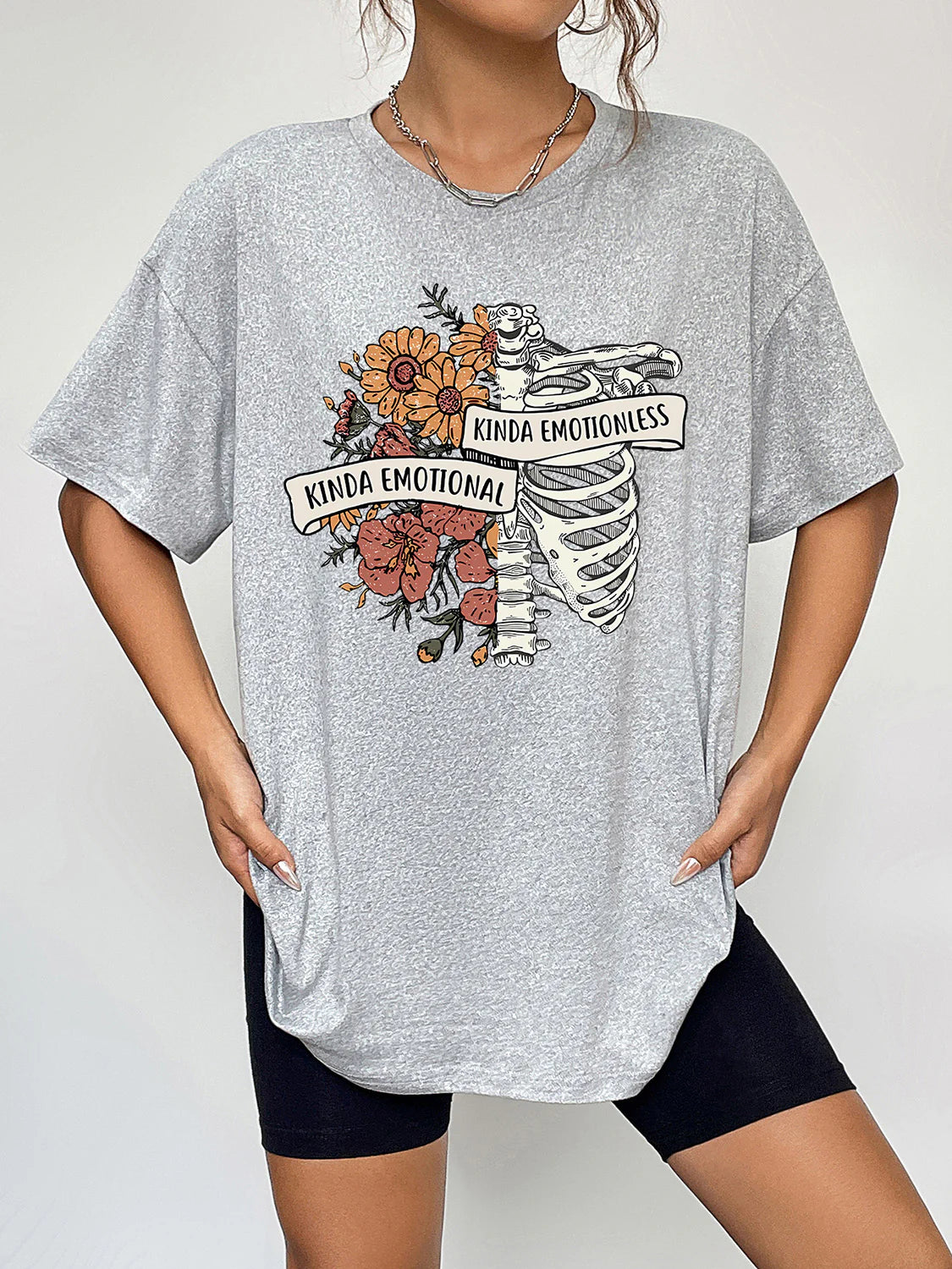 WOMEN KINDA EMOTIONAL GRAPHIC OVERSIZED TSHIRT