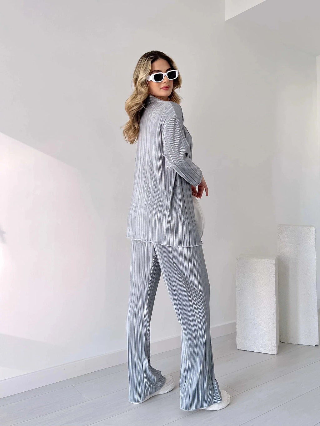 LUXURY PLEATED SILK CORDS SET FOR WOMEN