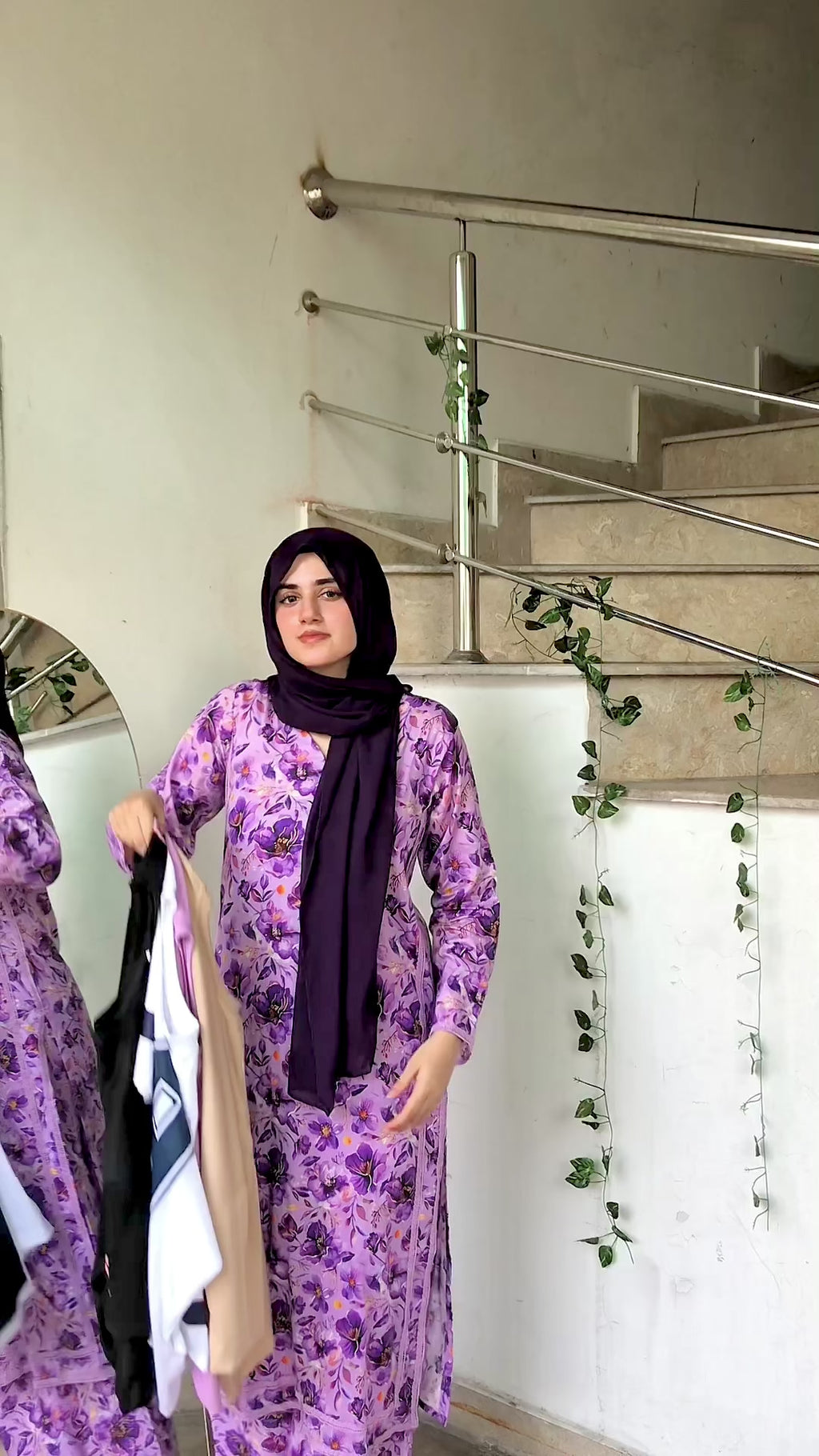 89 Bold Print Oversized T-Shirt for Women