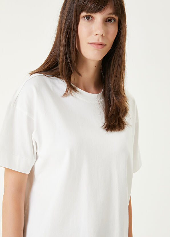 "Women’s Plain Oversized Drop Shoulder T-Shirt – Relaxed Fit Casual Top"