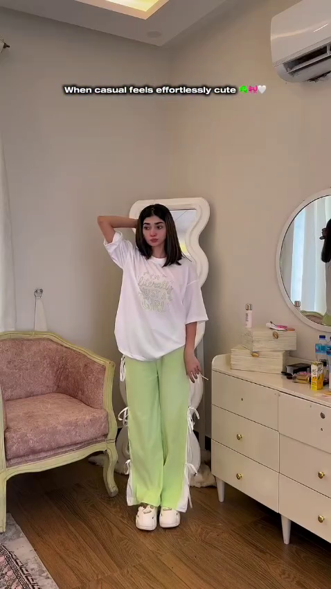 Minty Fresh Streetwear – Oversized Tee & Tie-Side Pants