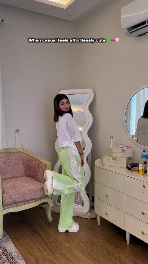 Minty Fresh Streetwear – Oversized Tee & Tie-Side Pants